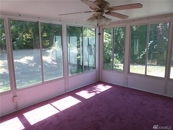 2nd image of 11904 125th St Ct E