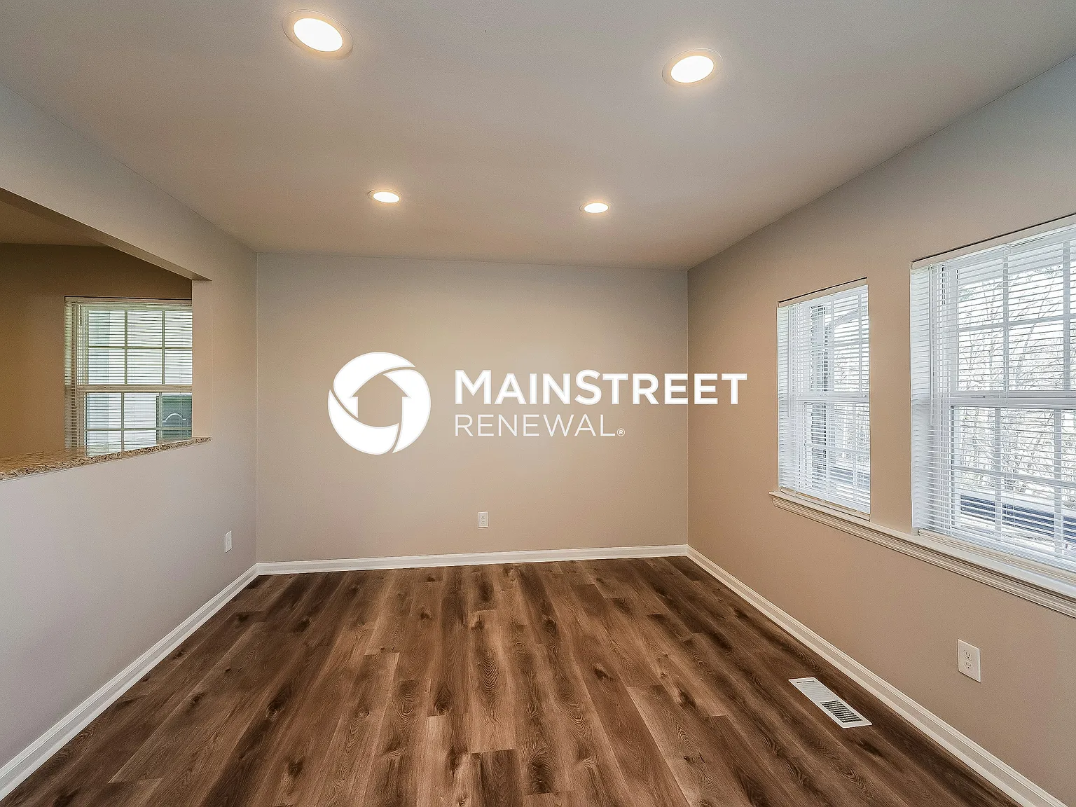 1405 Highland Drive — Photo 3