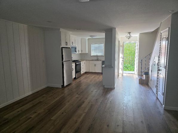 304 W Walnut St APT 9