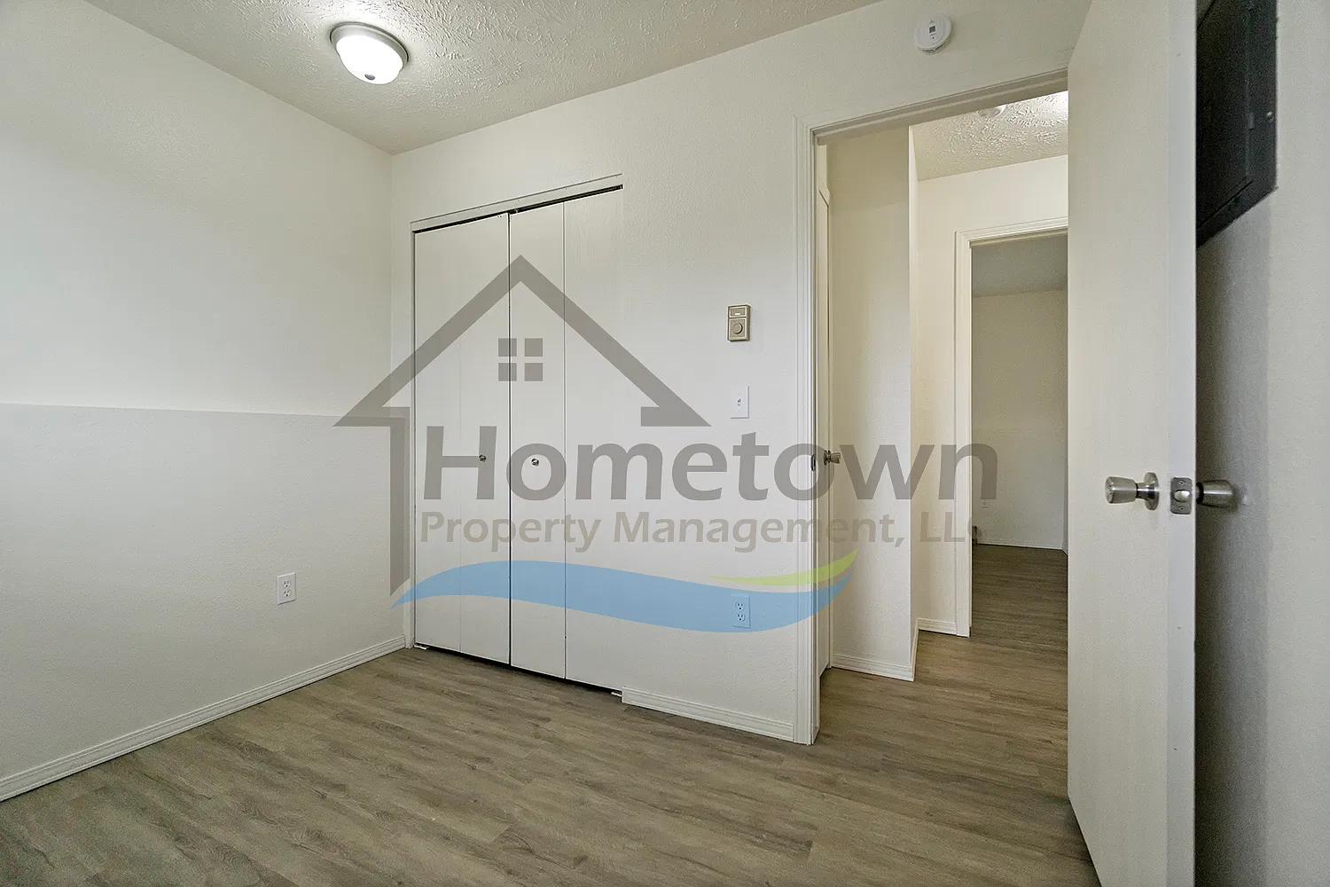 2 bed, 800 sqft, $1,300 — Photo 4