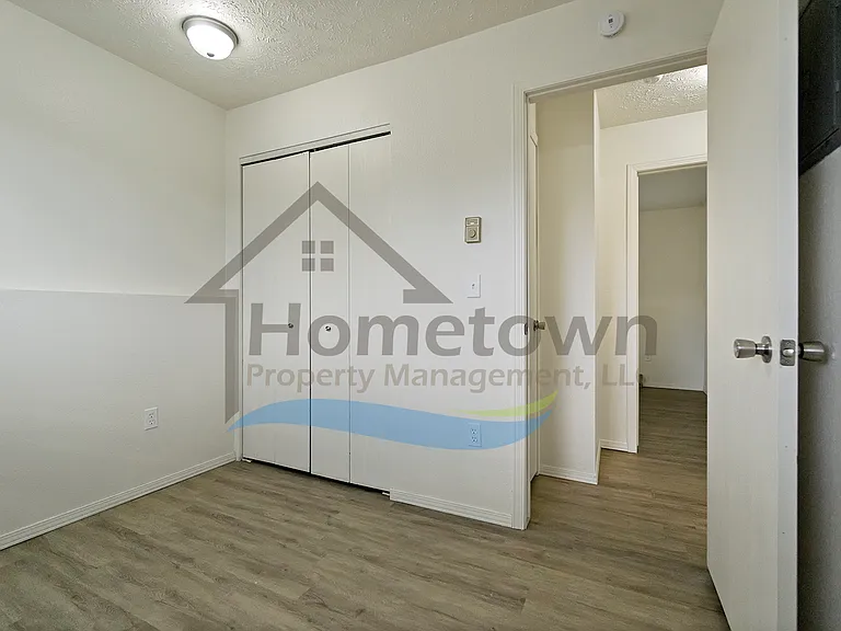 1205-B1 W Emma Ave #B1 — Photo 4