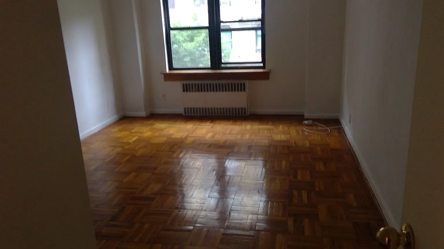 1067 Madison Avenue — Photo 4