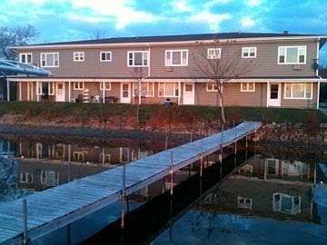 Diamond Lake Apartment dock