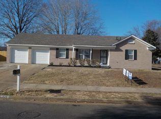 4970 Warrington Rd, Memphis, TN 38118