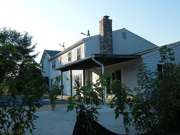 2nd image of 12032 Wright Ln