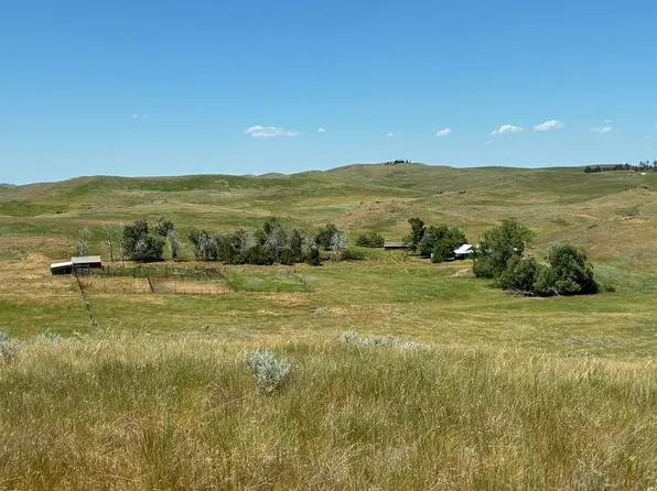 1370 S Branch East Fork Rd, Wyarno, WY 82845