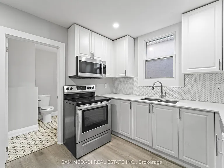 266 Beach Rd — Photo 11