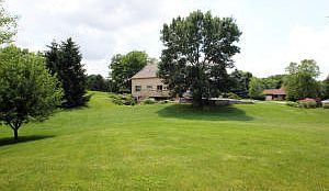 3rd image of W268N6896 Woodside Ct