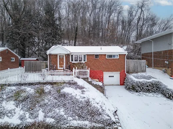 1145 Kellinger Dr, Baden, PA 15005
