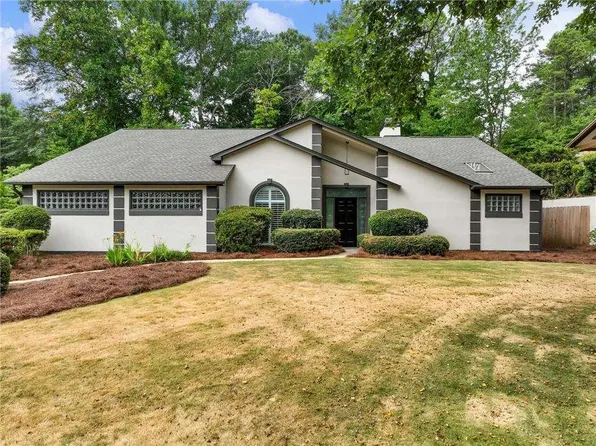 5195 Forest Run Trce, Johns Creek, GA 30022