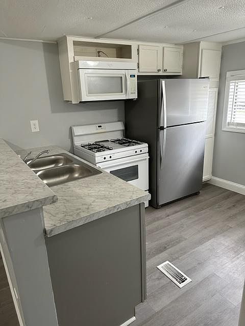 1st image of 607 Trovato Dr