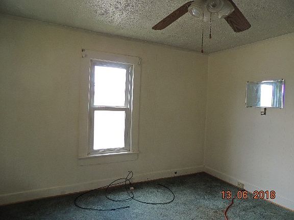 2nd image of 1250 W Monroe St
