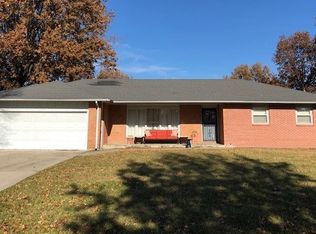 1125 Brennan Dr, Chillicothe, MO 64601