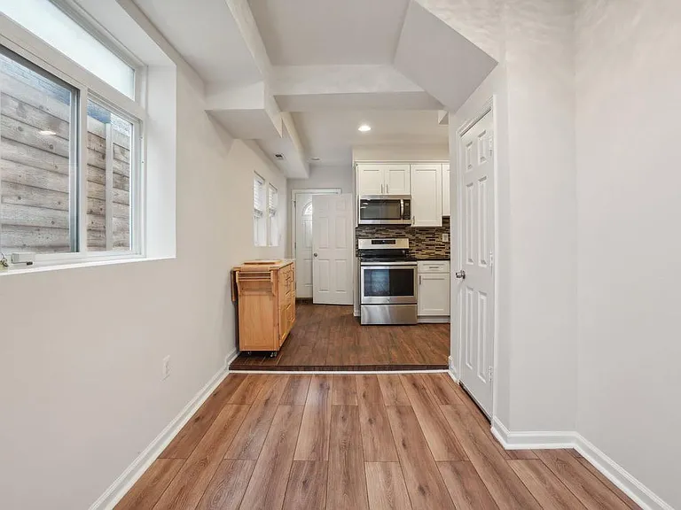 2241 Prout St SE — Photo 5