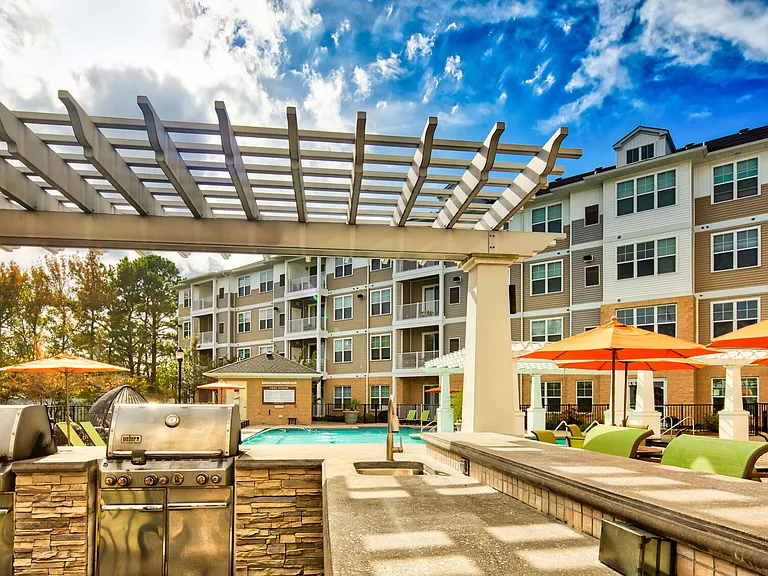 Solace Apartments — Photo 24