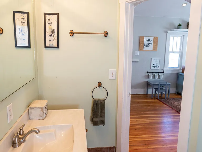 2103 S Clarkson St — Photo 14