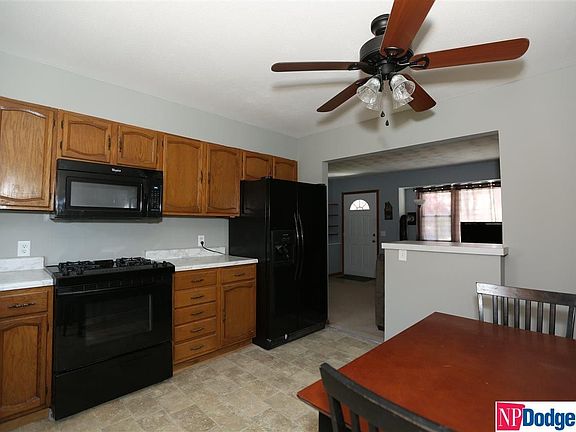 4th image of 7321 Wood River Dr