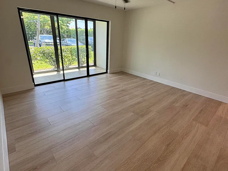 629 Sea Pine Way #C1 — Photo 20