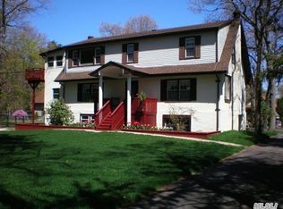 206 Allwood Ave, Central Islip, NY 11722