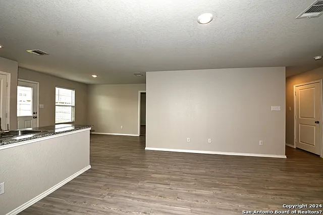 7927 Dovers Den — Photo 24