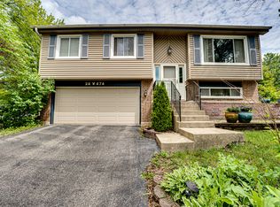 24W474 Surf Ct, Naperville, IL 60540