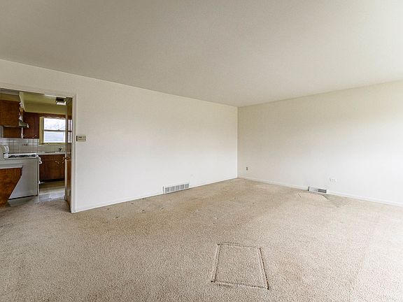 3rd image of 2504 Glenwood Ave