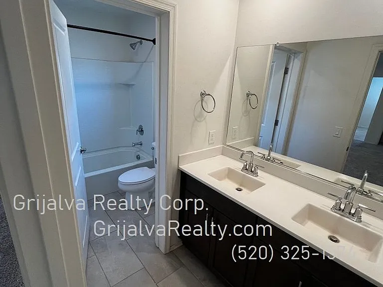 10677 W Harrigan Dr — Photo 15