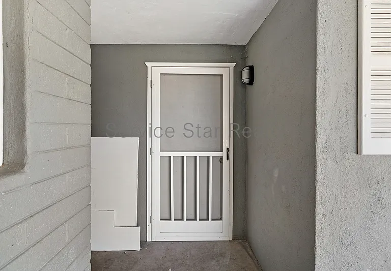 6720 N 12th Pl — Photo 26