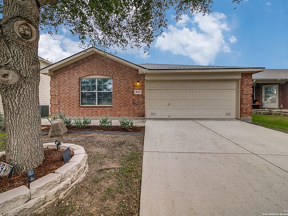 2nd image of 4910 Sunset Bluff