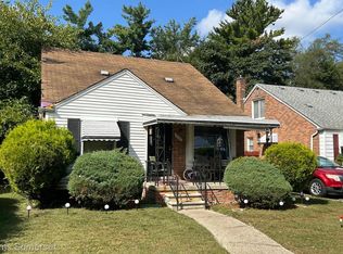 19523 Huntington Rd, Detroit, MI 48219