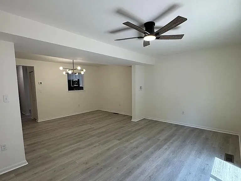 723 Hemlock St #1 — Photo 7
