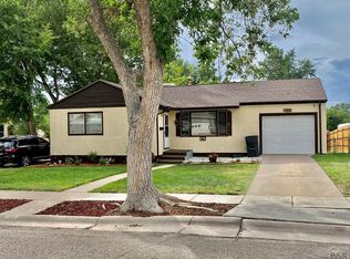 1032 Alexander Cir, Pueblo, CO 81001