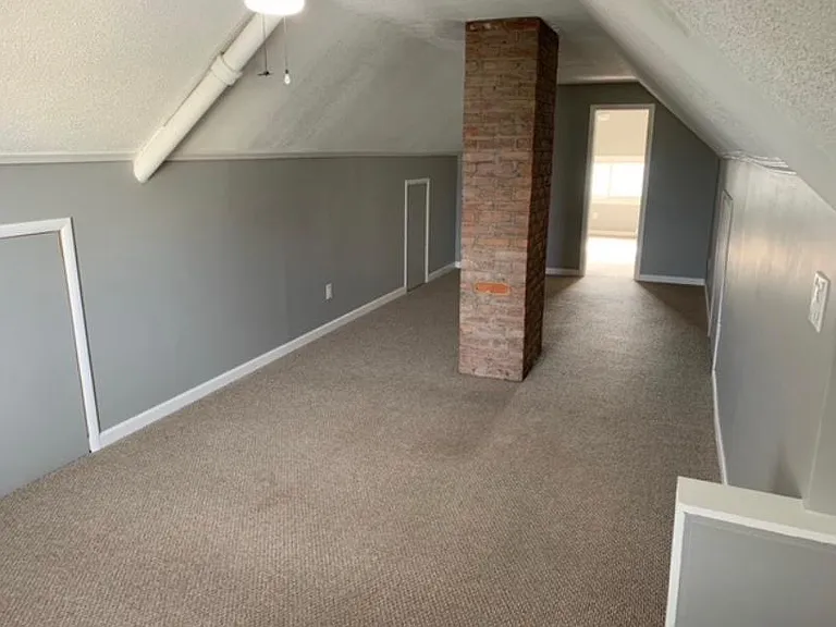 2177 Elbur Ave — Photo 15