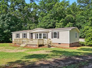 1392 L Cooper Rd, Cameron, NC 28326