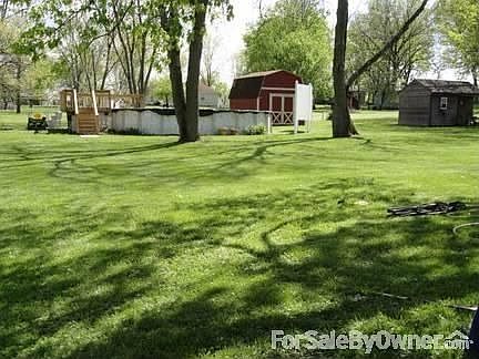 Large backyard with privacy fences