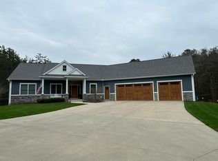16776 Timber Rdg, Grand Haven, MI 49417