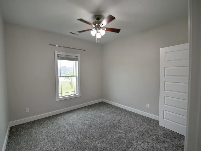 111 Sheba Ct — Photo 10