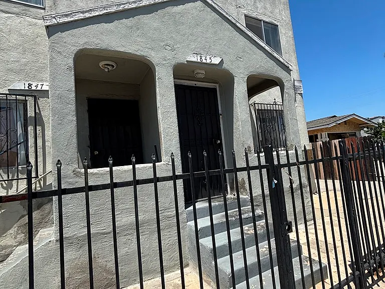 1845 E 70th St — Photo 1