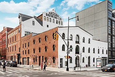 Rented by Living New York