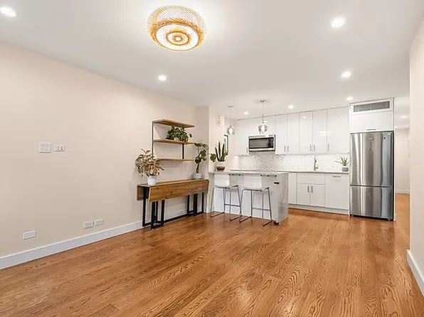 152 Bank St APT 4B, Manhattan, NY 10014