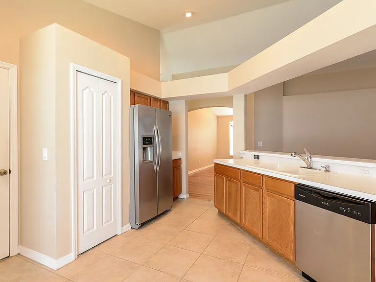 3844 Judson Dr — Photo 6