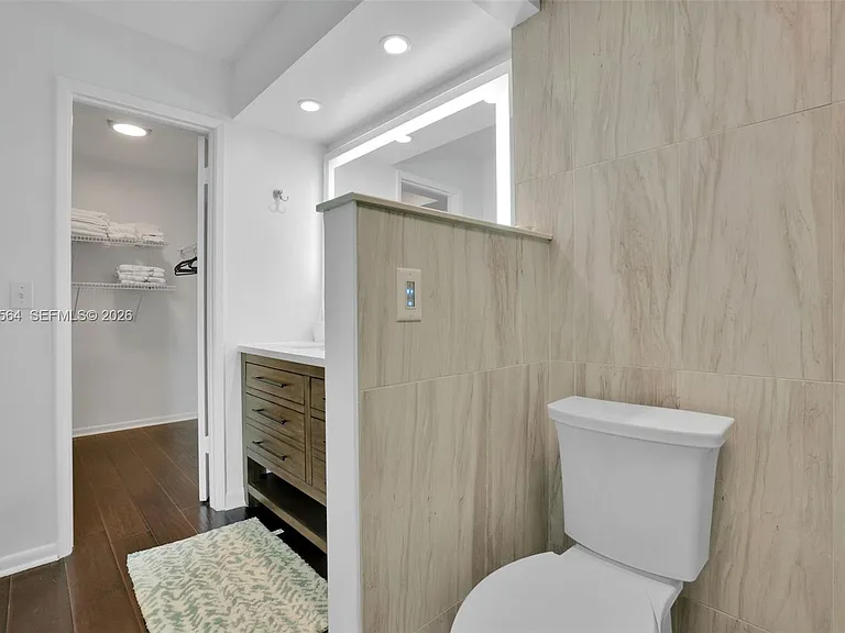 500 Egret Cir #8403 — Photo 16