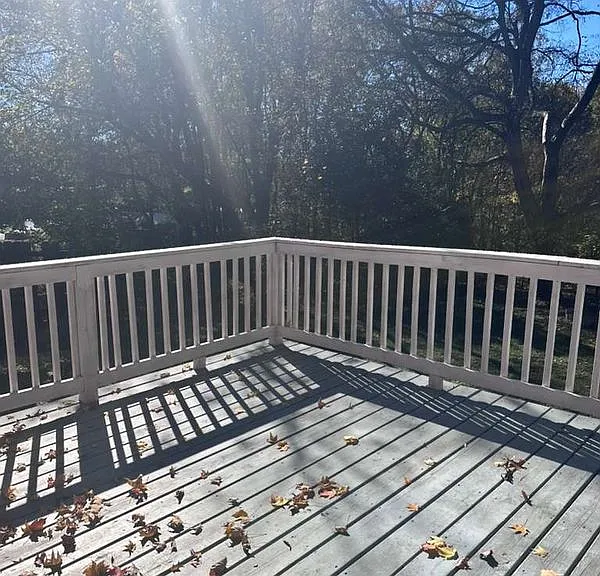 435 Central Dr NW — Photo 14