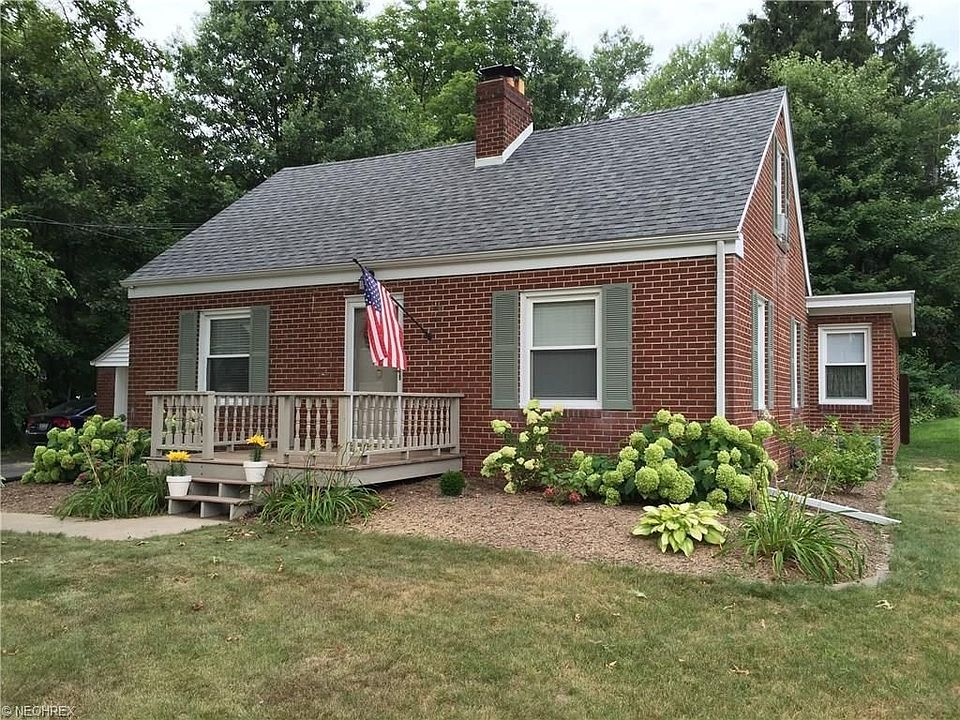 1st image of 216 Kurtz St