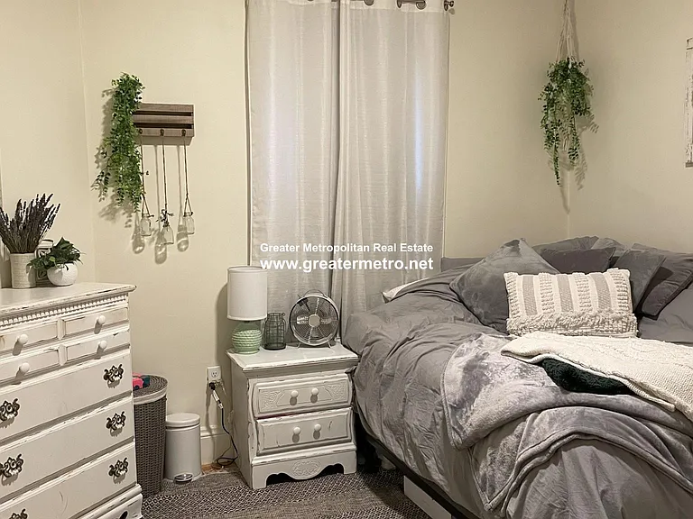 858 E Broadway #2A — Photo 7