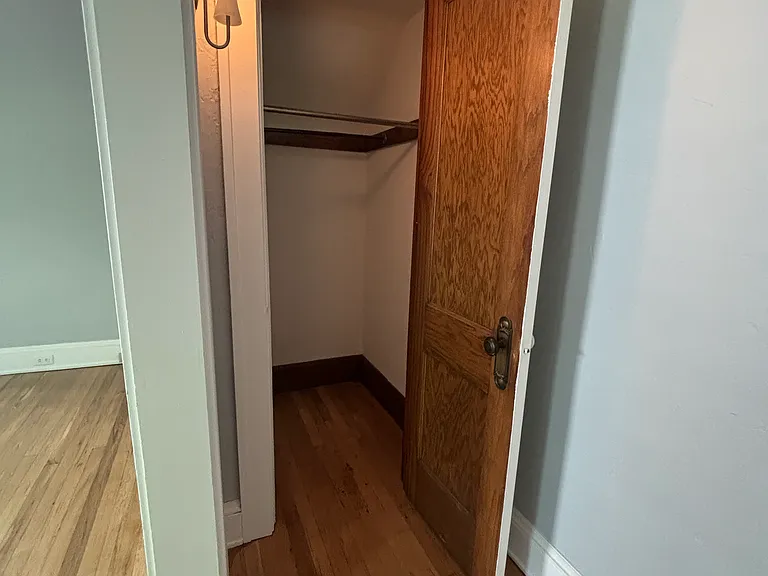 1261 Donald Ave — Photo 22