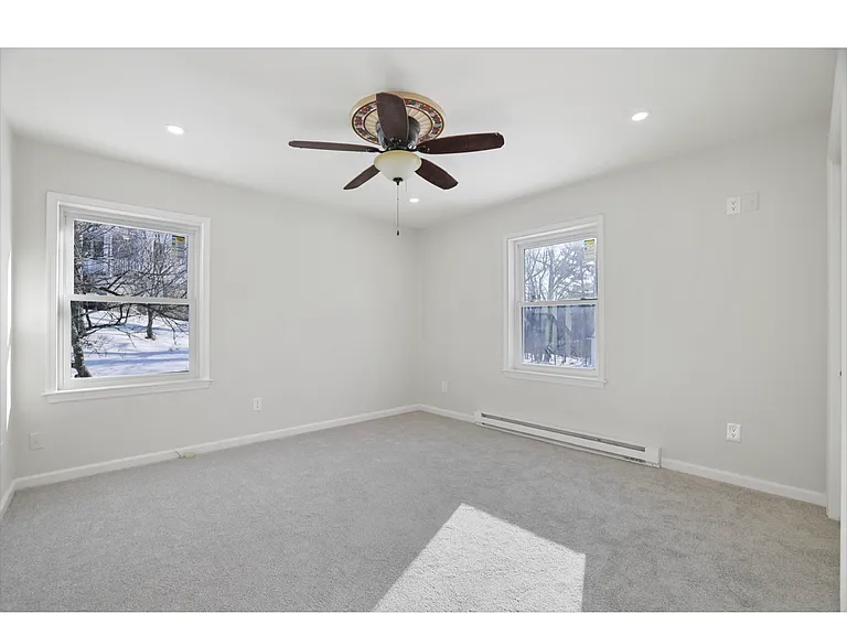 5516 Rock Ln — Photo 17