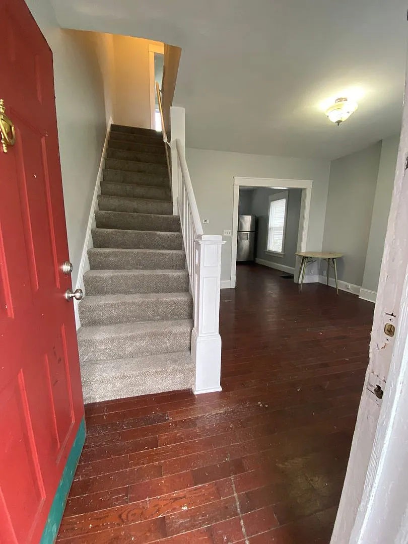 26-28 E Woodrow Ave — Photo 3