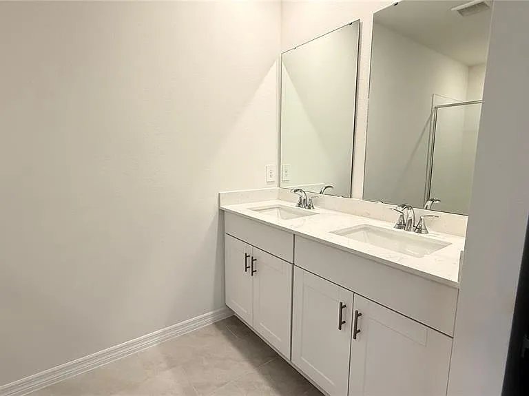3905 Giorgio Dr — Photo 16