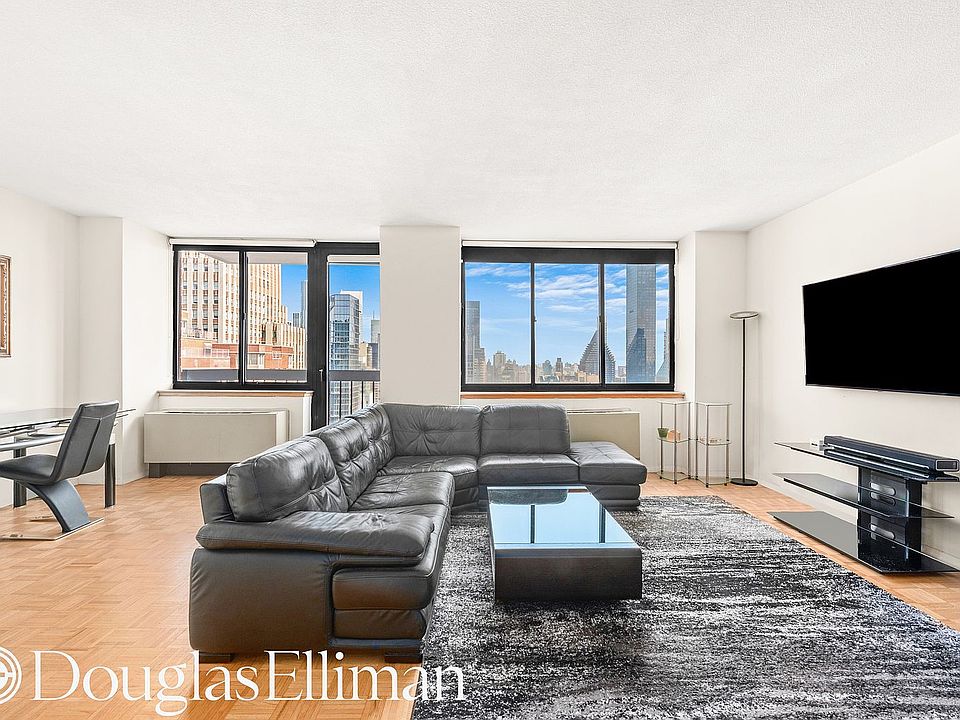 1st image of 250 E 40th St APT 43B